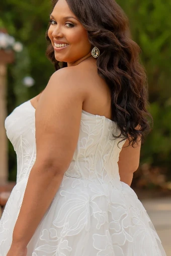Michelle Bridal MB2605 #11 Ivory thumbnail