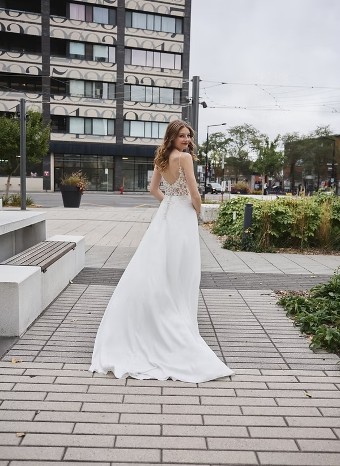 Bridalane 651 #4 Ivory thumbnail