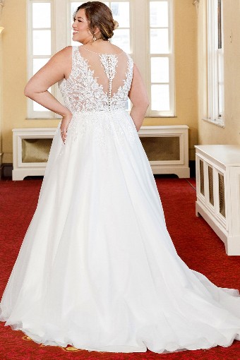 Sydney's Closet MB2305 #1 Ivory/Ivory Mesh thumbnail